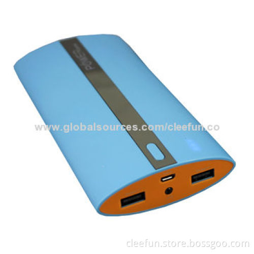 Dual USB port charger with CE and RoHS approvals, selling at low price